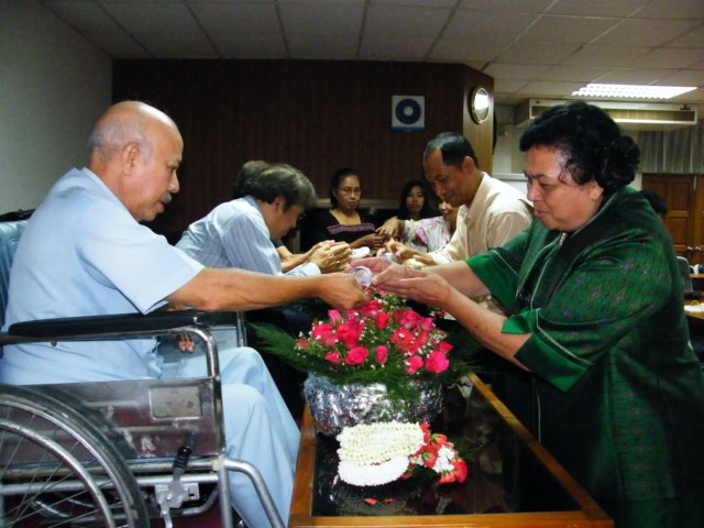 songkran_2551_274.jpg