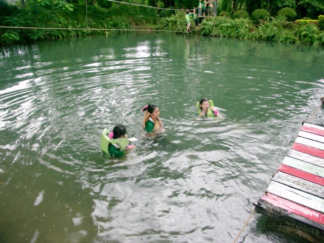 pict0203.jpg
