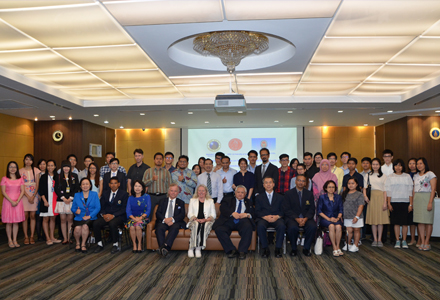 การประชุมวิชาการ International Symposium on Neuroscience and Global Health 2018 ณ คณะวิทยาศาสตร์ และคณะแพทยศาสตร์โรงพยาบาลรามาธิบดี 