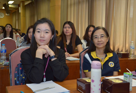 บรรยายพิเศษ หัวข้อ โค้ชสมอง สู่นวัตกรรมทางความคิด