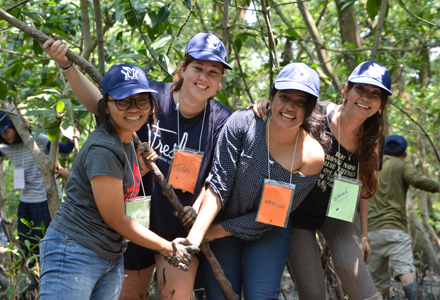 MU Grad Environmental Conservation ณ ศูนย์อนุรักษ์ป่าชายเลนคลองโคน จังหวัดสมุทรสงคราม